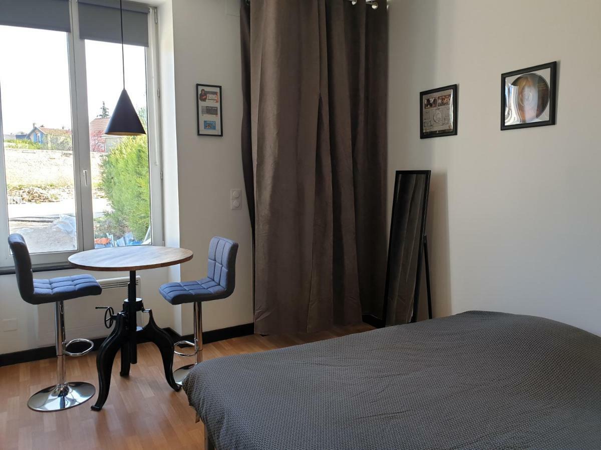L'Appart'Hotel Vous Accueille Au Coeur De Chaumont ショーモン エクステリア 写真